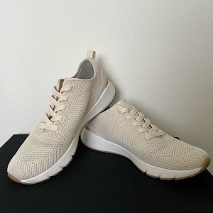 Slip on Sneakers